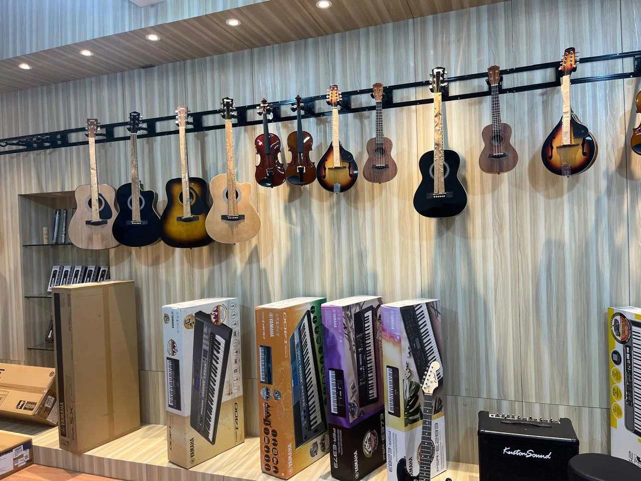 R. Vanakkam P. Rayan Music World Station