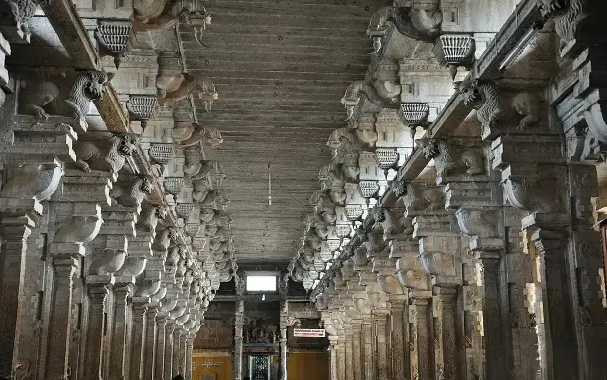 Arulmigu Jambukeswarar Akilandeswari Temple